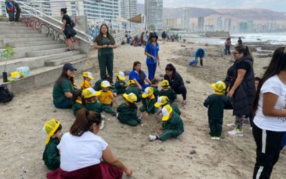 Con limpieza de playa lanzan concurso para forjadores ambientales
