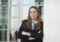 El estilo diplomático del embajador de Estados Unidos en Chile bajo la lupa: ¿crisis de confianza o nueva era en la relación bilateral?